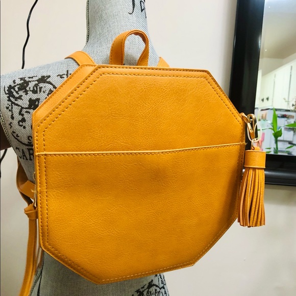 ❌Under One Sky Backpack - Picture 2 of 7